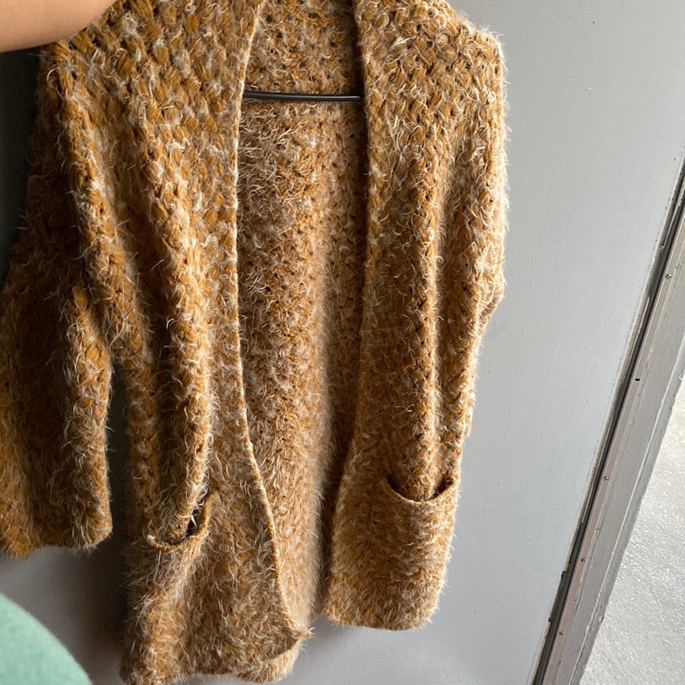 Vintage Yellow Knit sweater